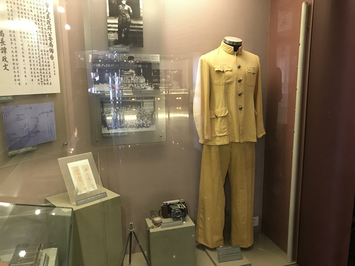 1949年保卫开国大典时民警所穿工作服（国家二级文物）_副本.jpg